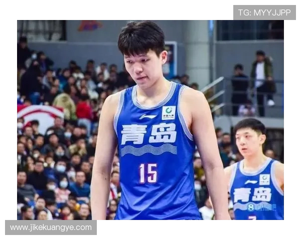 阿斯报称杨瀚森U19对阵萨尔表现出色首次引起开拓者球探关注