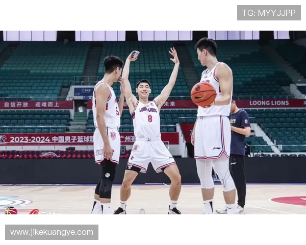 广州龙狮为何让球员倒贴薪水成为NBA第31支球队的传奇故事